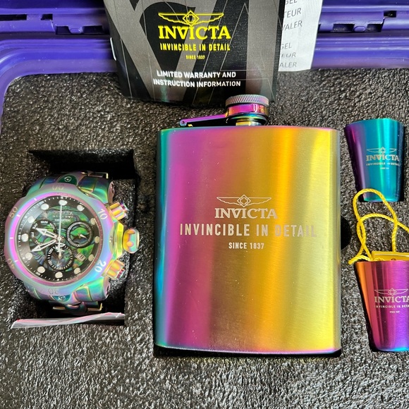 Invicta Venom watch- Super thick and chunky- - Picture 5 of 7